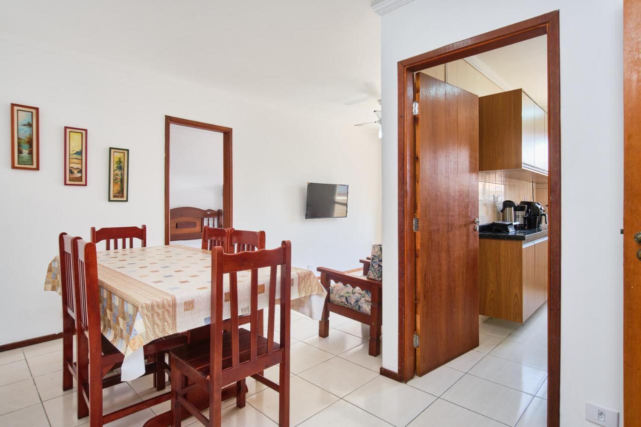 Apartamento A 100 Metros Da Praia, Bem Localizado, Com Ar Condicionado E Wi-Fi - 14 - Edificio Lenamar II Ubatuba Luaran gambar