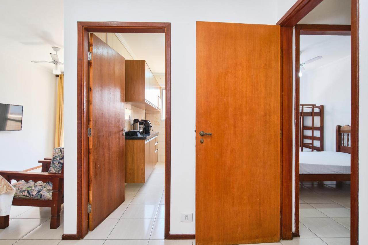 Apartamento A 100 Metros Da Praia, Bem Localizado, Com Ar Condicionado E Wi-Fi - 14 - Edificio Lenamar II Ubatuba Luaran gambar